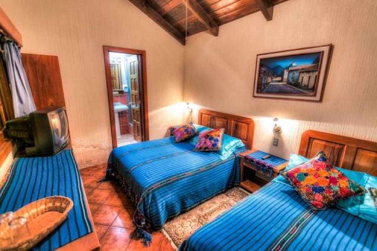 Posada De Los Volcanes Panajachel Kültér fotó